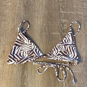 Skatie Bikini Top, Size Small